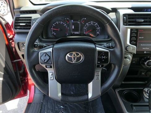 Used 2022 Toyota 4Runner SR5 Premium AWD/4WD image 19
