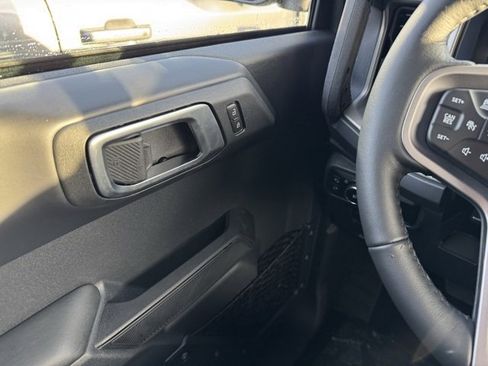 New 2025 Ford Bronco Outer Banks image 29