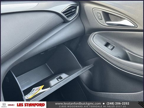 Used 2023 Buick Encore GX Select w/ Sport Touring Package image 33