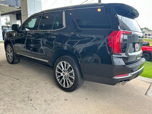 Used 2026 GMC Yukon Denali w/ Sun & Power Step Package AWD/4WD image 5
