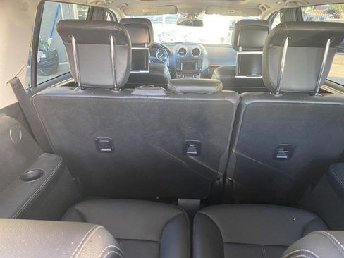 Used 2012 Mercedes-Benz GL 450 4MATIC image 22