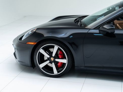 Certified 2024 Porsche 911 Targa 4S image 11