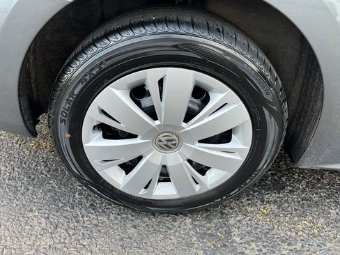 Used 2014 Volkswagen Jetta SE FWD image 12