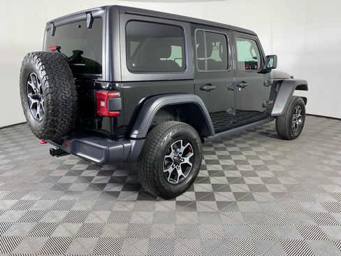 Used 2018 Jeep Wrangler Unlimited Rubicon w/ LED Lighting Group AWD/4WD image 12