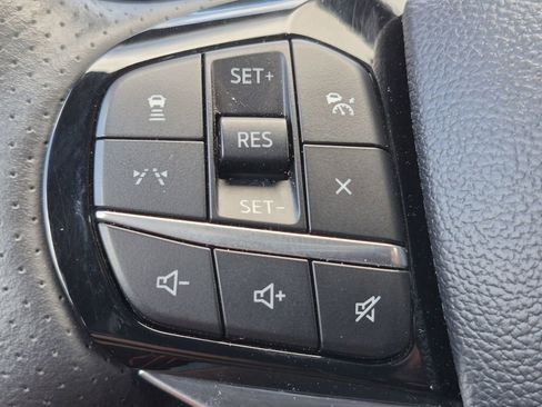 Used 2025 Ford Explorer ST-Line image 9