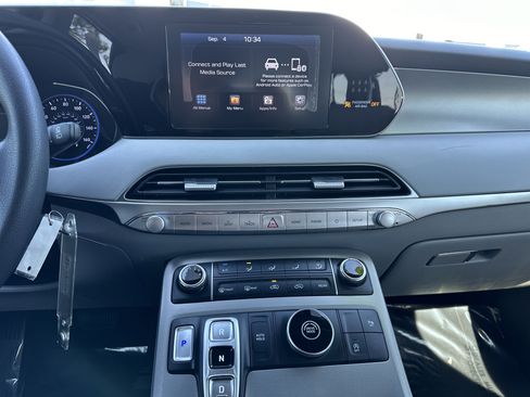 Used 2020 Hyundai Palisade SE image 16