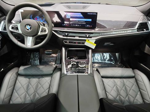 New 2026 BMW X6 xDrive40i image 10