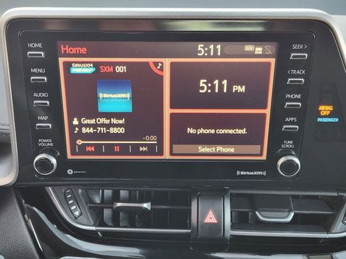 Used 2020 Toyota C-HR LE image 16