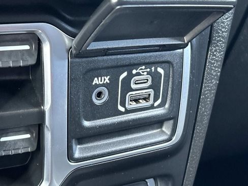 Certified 2025 Jeep Wrangler Unlimited Rubicon w/ Safety Group AWD/4WD image 29