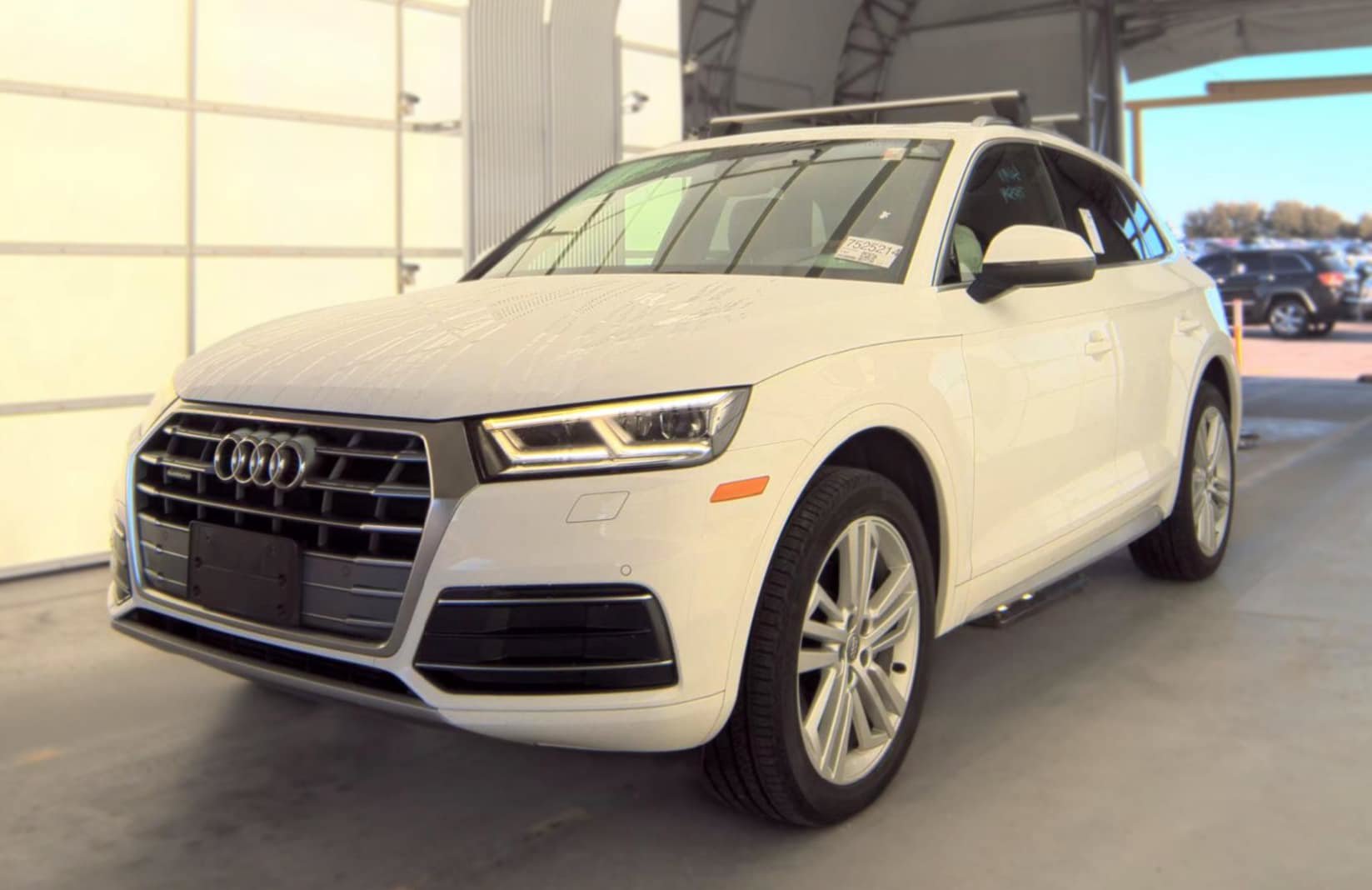 Used 2019 Audi Q5 2.0T Premium Plus w/ Premium Plus Package AWD/4WD image 1