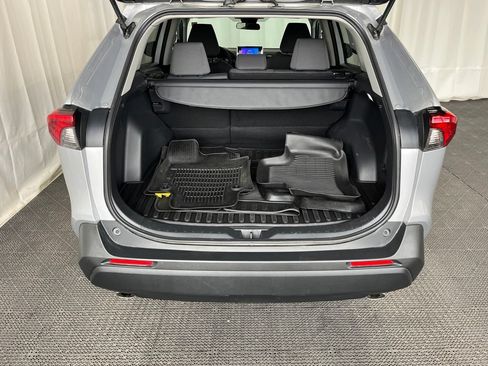 Used 2024 Toyota RAV4 XLE AWD/4WD image 25