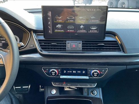 Used 2024 Audi SQ5 Premium Plus w/ Premium Plus Package image 15