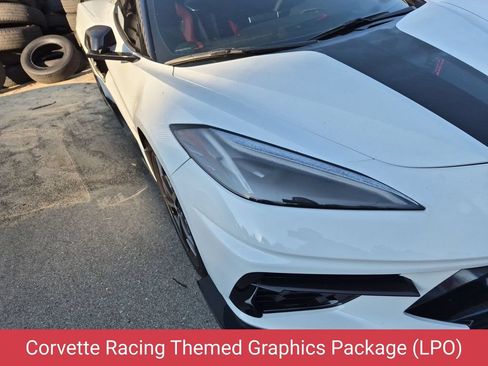 Used 2022 Chevrolet Corvette Stingray Preferred Conv w/ Z51 Performance Package RWD image 11