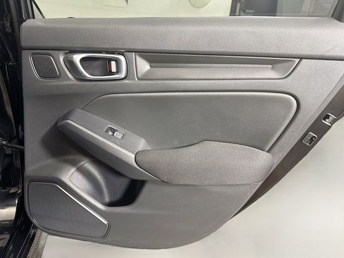 Used 2023 Honda Civic Sport image 28