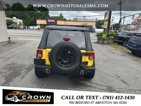 Used 2009 Jeep Wrangler X AWD/4WD image 6