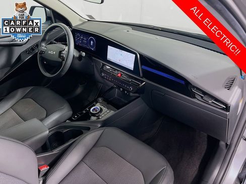 Certified 2023 Kia Niro Wind FWD image 30