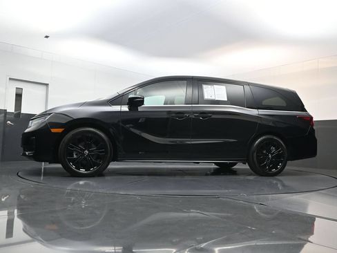 Used 2025 Honda Odyssey Sport-L image 28