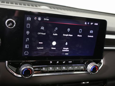 New 2025 GMC Canyon Elevation w/ Convenience Package image 17