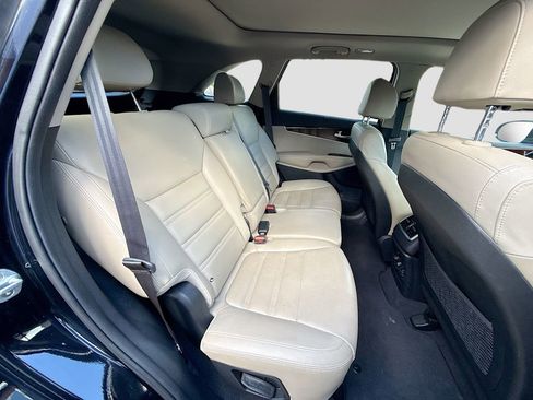 Used 2018 Kia Sorento EX w/ EX Advanced Touring Package FWD image 29