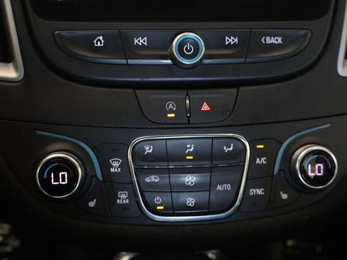 Used 2023 Chevrolet Malibu LT FWD image 25