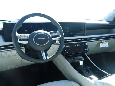 New 2026 Hyundai Tucson SEL image 9