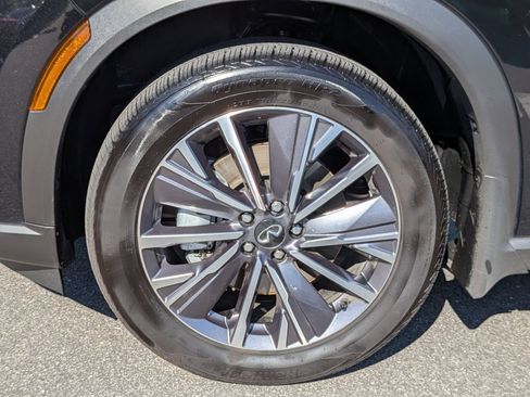Used 2026 INFINITI QX60 Luxe w/ Cargo Package FWD image 10