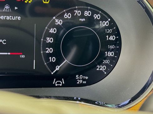 New 2026 Bentley Flying Spur Plug-In Hybrid image 12