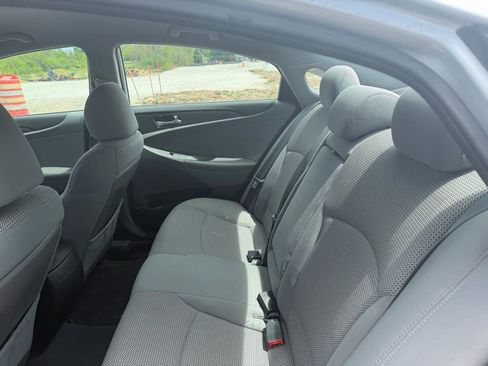Used 2011 Hyundai Sonata GLS FWD image 5