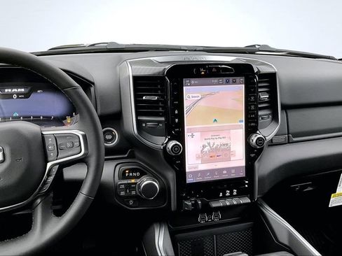 New 2026 RAM 1500 4x4 Crew Cab image 7