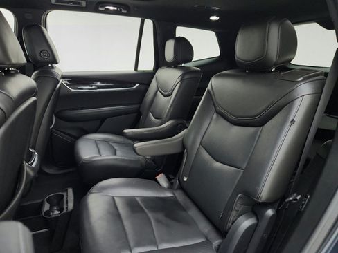 Used 2020 Cadillac XT6 Premium Luxury w/ LPO, Floor Liner Package FWD image 26