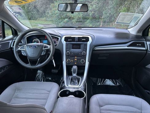 Used 2016 Ford Fusion S w/ Equipment Group 101A image 10