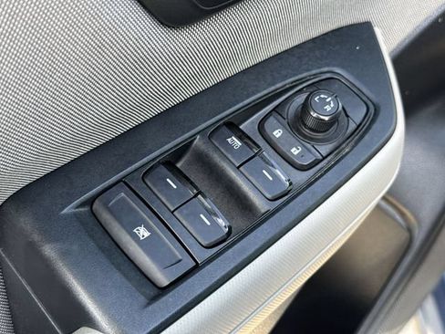 Certified 2025 Subaru Forester AWD/4WD image 15
