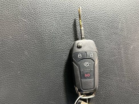 Used 2018 Ford F150 XL w/ Equipment Group 101A Mid AWD/4WD image 39