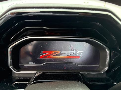 Used 2024 Chevrolet Silverado 3500 LTZ w/ LTZ Convenience Package AWD/4WD image 7