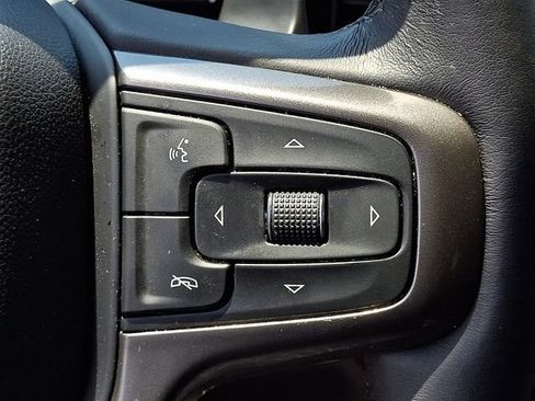 Used 2024 Chevrolet Silverado 1500 High Country w/ Technology Package AWD/4WD image 11