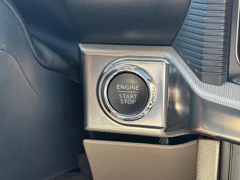 Used 2024 Ford F150 Platinum w/ Equipment Group 703A Plus AWD/4WD image 41