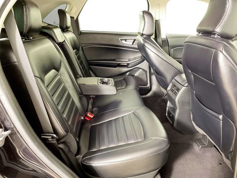 Used 2023 Ford Edge SEL image 29