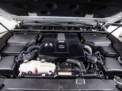 Used 2023 Lexus LX 600 4WD w/ Appearance Package image 52