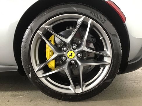 Certified 2022 Ferrari Roma RWD image 12