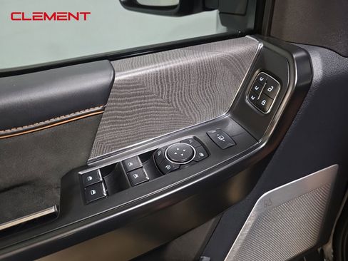 Certified 2023 Ford F450 Platinum w/ FX4 Off-Road Package image 26