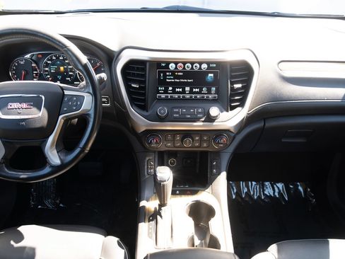 Used 2019 GMC Acadia Denali w/ GMC Pro Grade Package AWD/4WD image 22