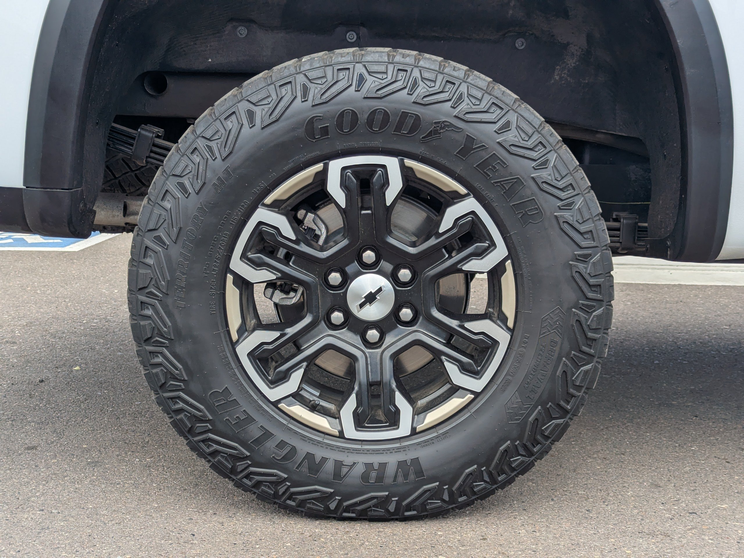 Certified 2024 Chevrolet Silverado 1500 ZR2 AWD/4WD image 51