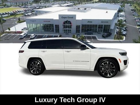 Certified 2021 Jeep Grand Cherokee L Overland w/ Luxury Tech Group IV AWD/4WD image 4
