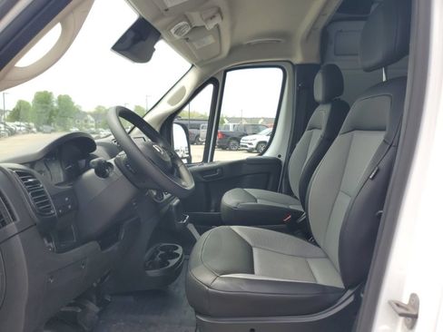 Used 2026 RAM ProMaster 2500 w/ Convenience Group FWD image 5