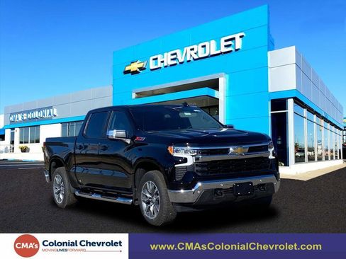 New 2026 Chevrolet Silverado 1500 LT w/ Z71 Off-Road Package AWD/4WD image 1