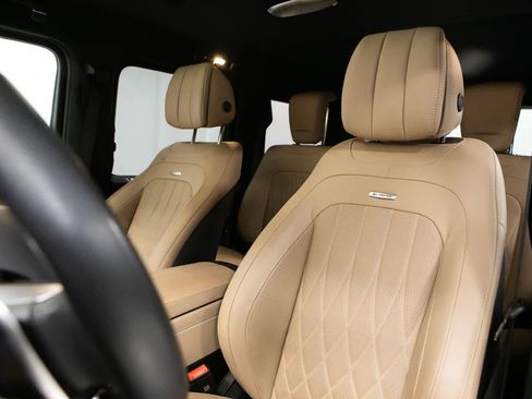 Used 2025 Mercedes-Benz G 63 AMG 4MATIC image 5