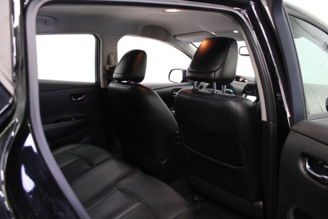 Used 2015 Nissan Leaf SL w/ Premium Package FWD image 28