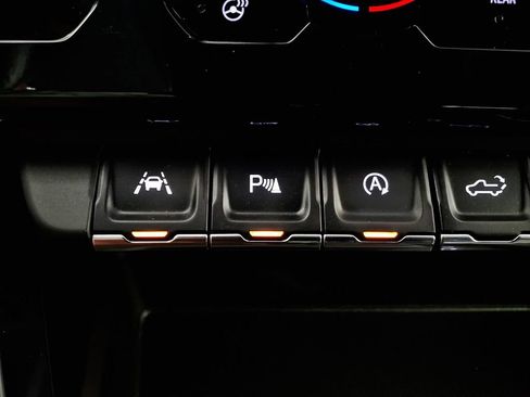 Used 2024 GMC Sierra 1500 Denali RWD image 21