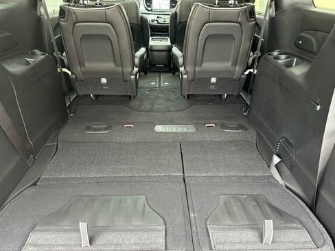 New 2026 Chrysler Pacifica Limited w/ S Appearance Package image 13