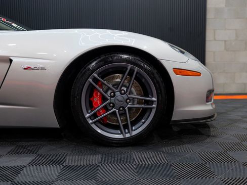 Used 2007 Chevrolet Corvette Z06 w/ Preferred Equipment Group image 16